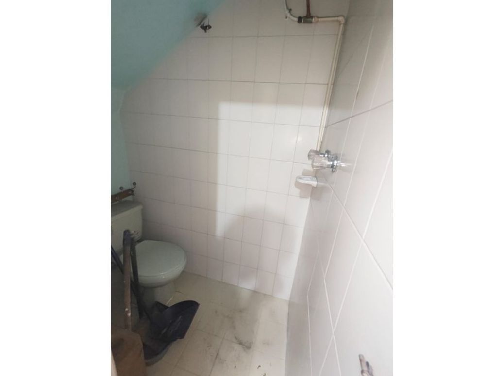Casa de 6 alcobas en venta en Super Manzana 8, Bogotá, 240 m² · foto 2 de 20
