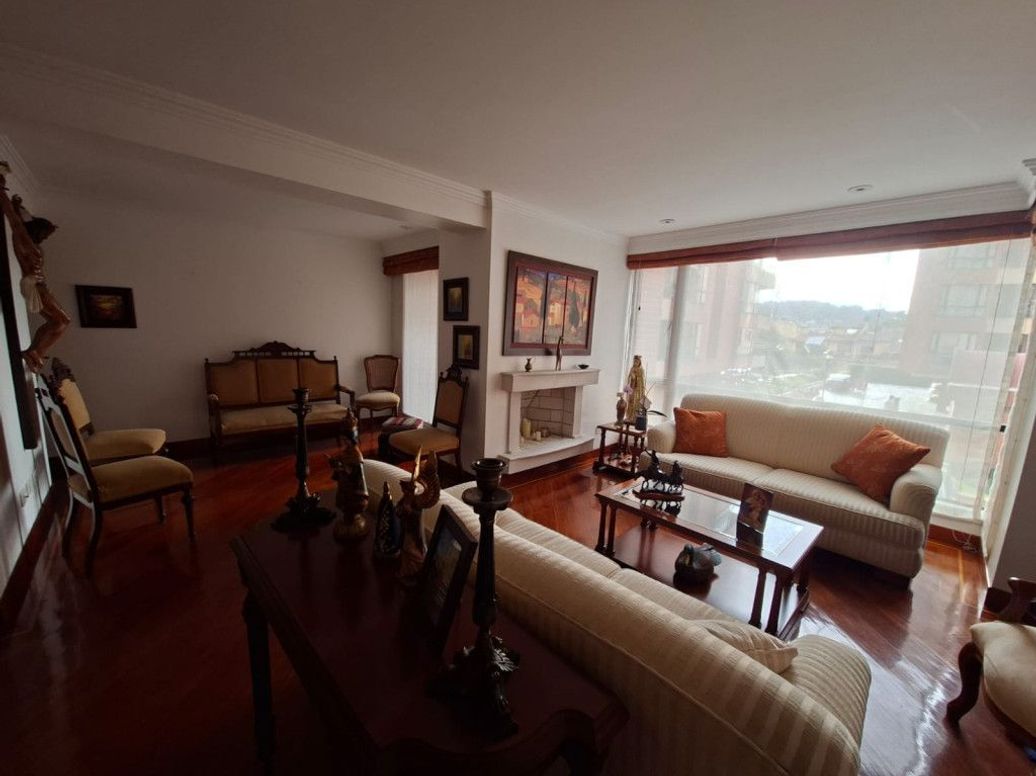 Apartamento de 3 alcobas en venta en San José Del Prado, Bogotá, 118 m² · foto 3 de 20