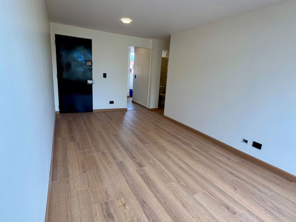 Apartamento de 3 alcobas en venta en Alferez Real, Bogotá, 66 m² · foto 16 de 18
