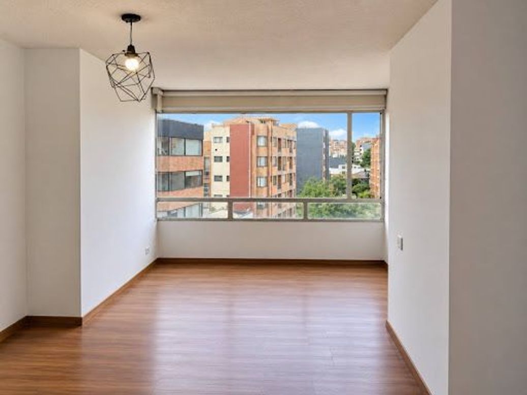 Apartamento de 2 alcobas en arriendo en Pardo Rubio, Bogotá, 57 m² · foto 2 de 18