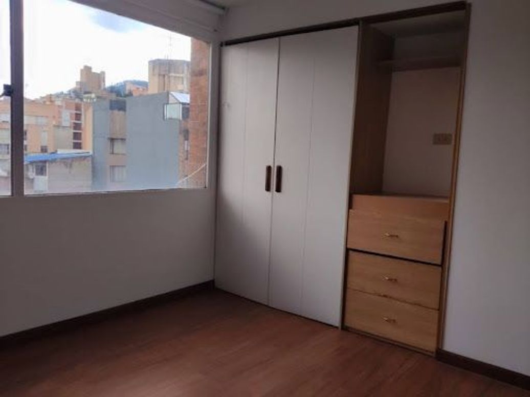 Apartamento de 2 alcobas en arriendo en Pardo Rubio, Bogotá, 57 m² · foto 11 de 18