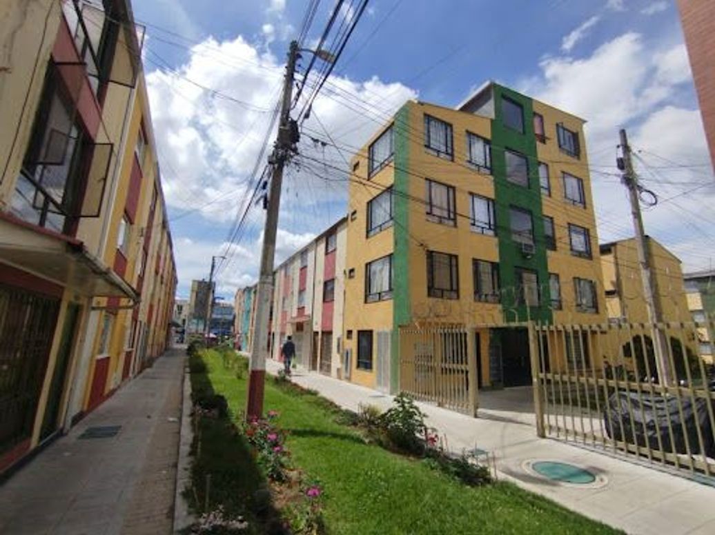 ARRIENDO de APARTAMENTO en VILLAS DE GRANADA, BOGOTA