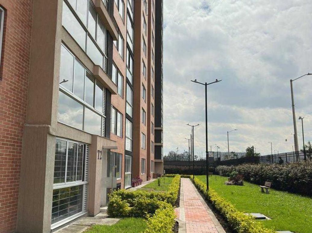 Apartamento de 3 alcobas en venta en El Tintal, Bogotá, 65 m² · foto 15 de 20