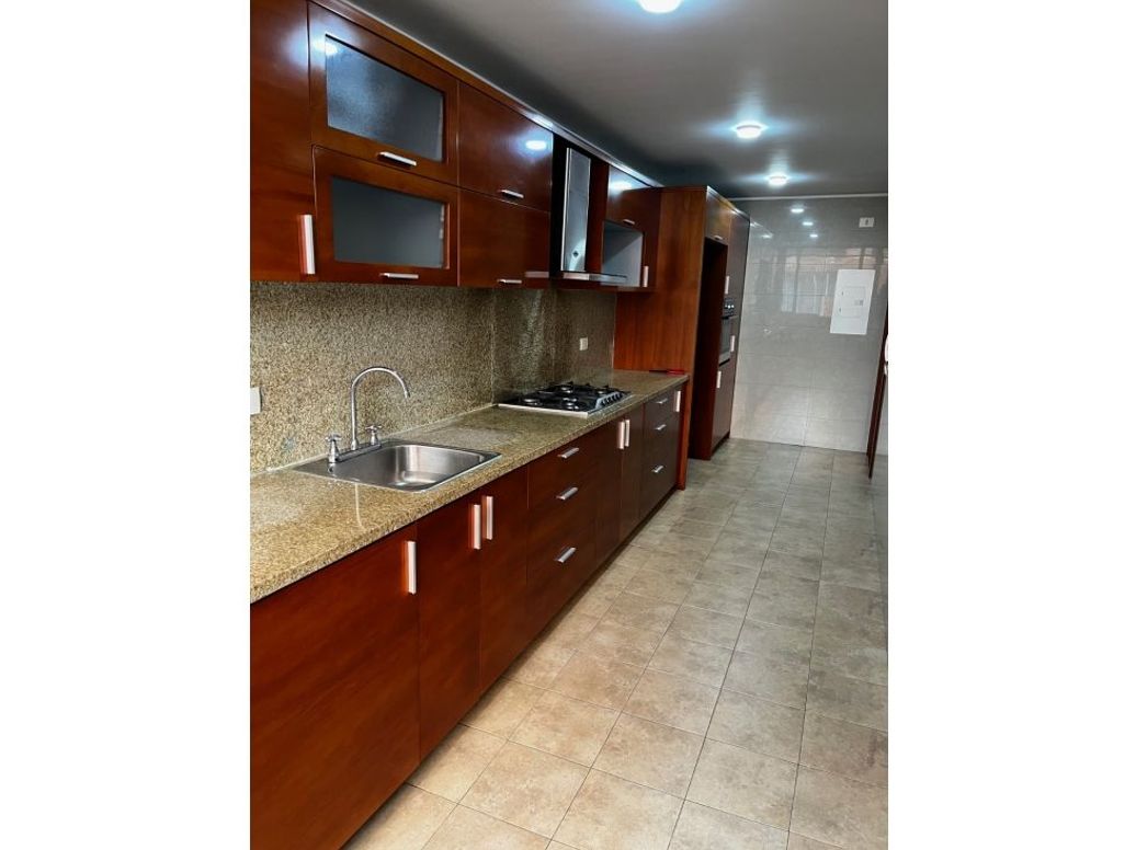 Apartamento de 3 alcobas en venta en Santa Paula, Bogotá, 145 m² · foto 9 de 20