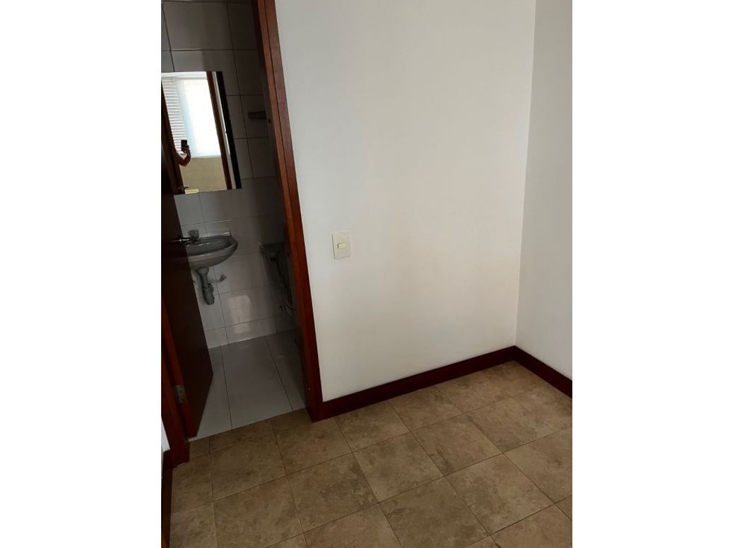 Apartamento de 3 alcobas en venta en Santa Paula, Bogotá, 145 m² · foto 12 de 20