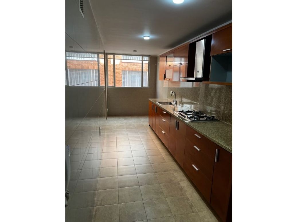 Apartamento de 3 alcobas en venta en Santa Paula, Bogotá, 145 m² · foto 11 de 20