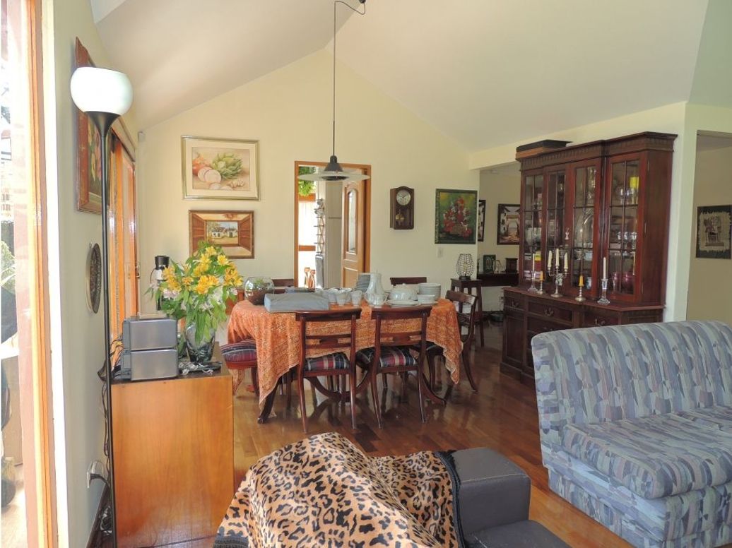 Casa de 3 alcobas en venta en Guaymaral, Bogotá, 258 m² · foto 10 de 20