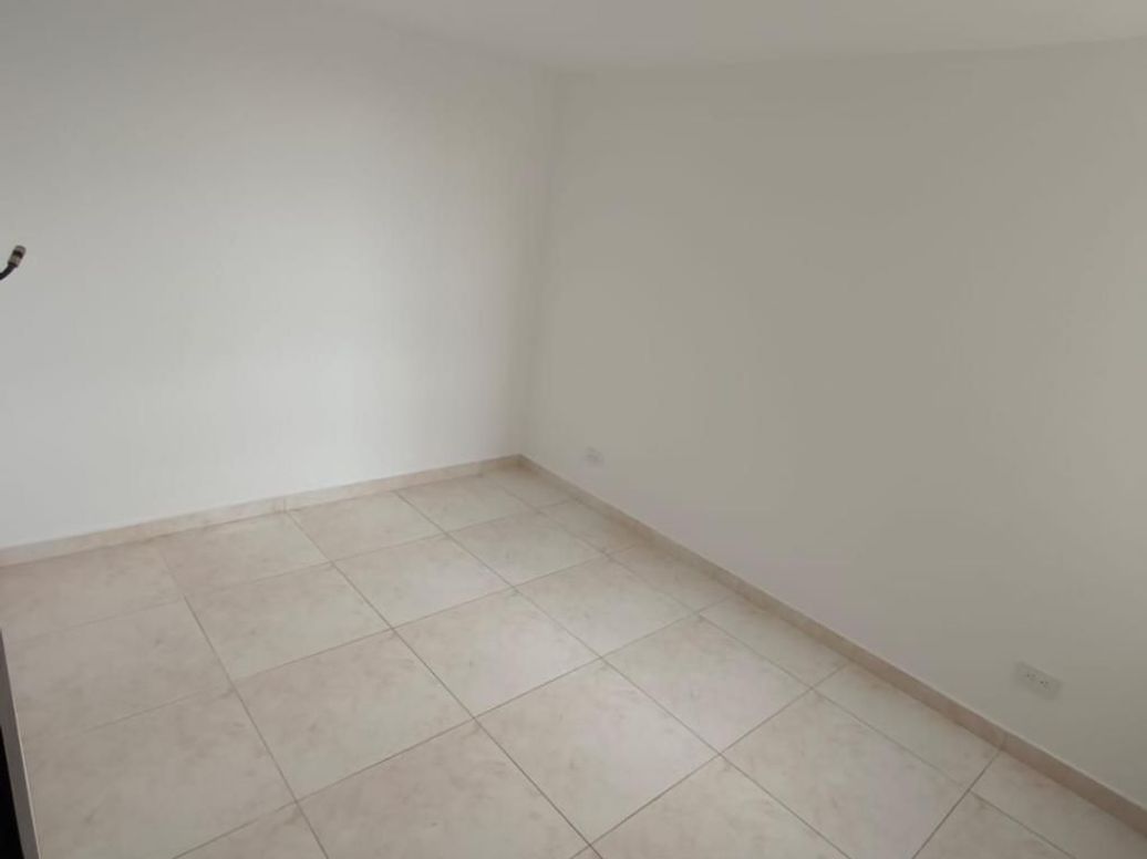 Apartamento en arriendo en Los Naranjos, Bogotá · foto 9 de 15