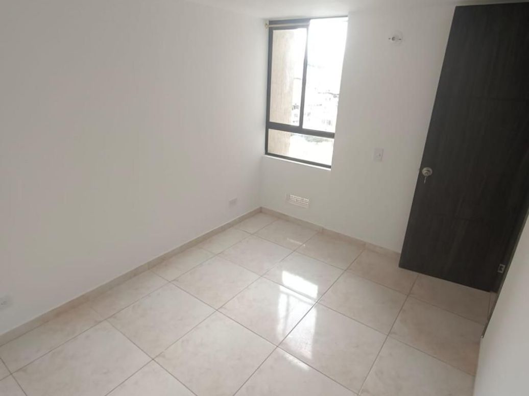 Apartamento en arriendo en Los Naranjos, Bogotá · foto 7 de 15