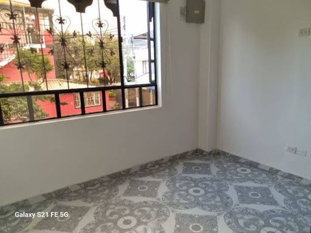 Casa de 5 alcobas en venta en Ospina Perez, Bogotá, 172 m² · foto 5 de 20