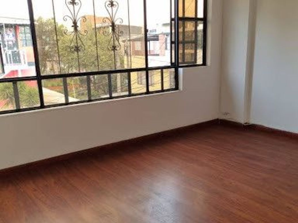 Casa de 5 alcobas en venta en Ospina Perez, Bogotá, 172 m² · foto 8 de 20