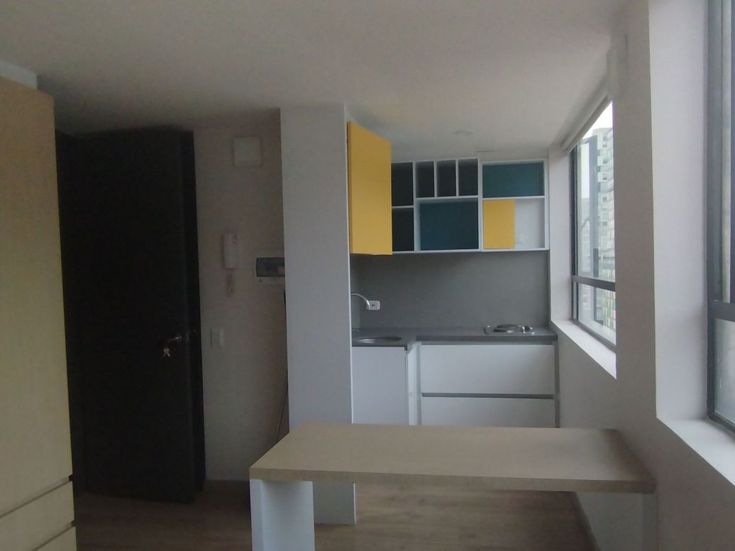 Apartaestudio en arriendo en Chapinero Sur Occidental, Bogotá, 20 m² · foto 3 de 7