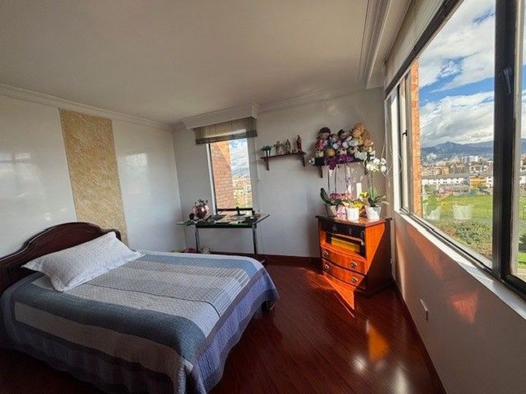 Apartamento de 3 alcobas en venta en Niza Suba, Bogotá, 206 m² · foto 8 de 20
