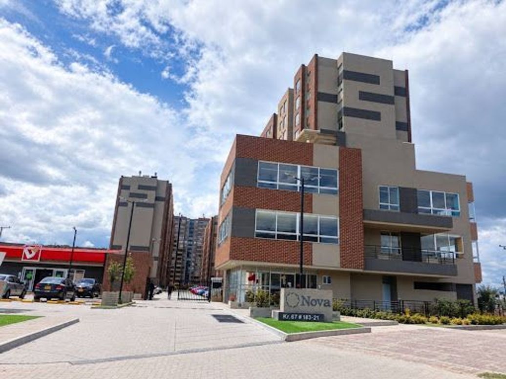 ARRIENDO de APARTAMENTO en MIRANDELA, BOGOTA en Mirandela