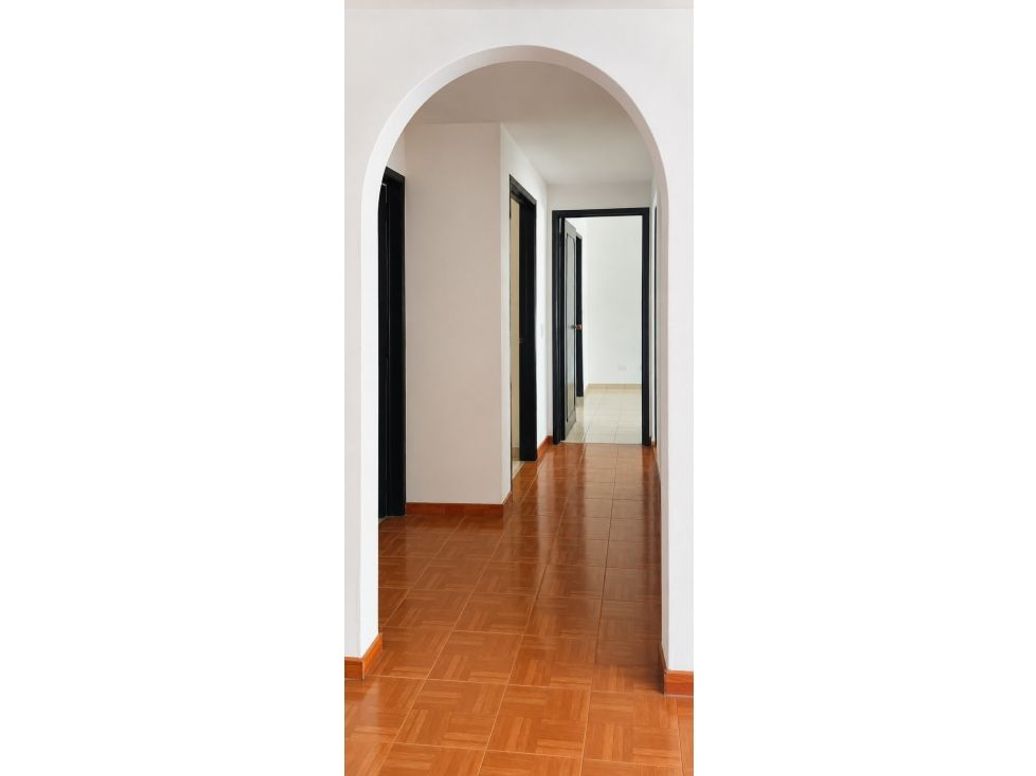 Apartamento de 4 alcobas en venta en Pasadena, Bogotá, 113 m² · foto 6 de 19
