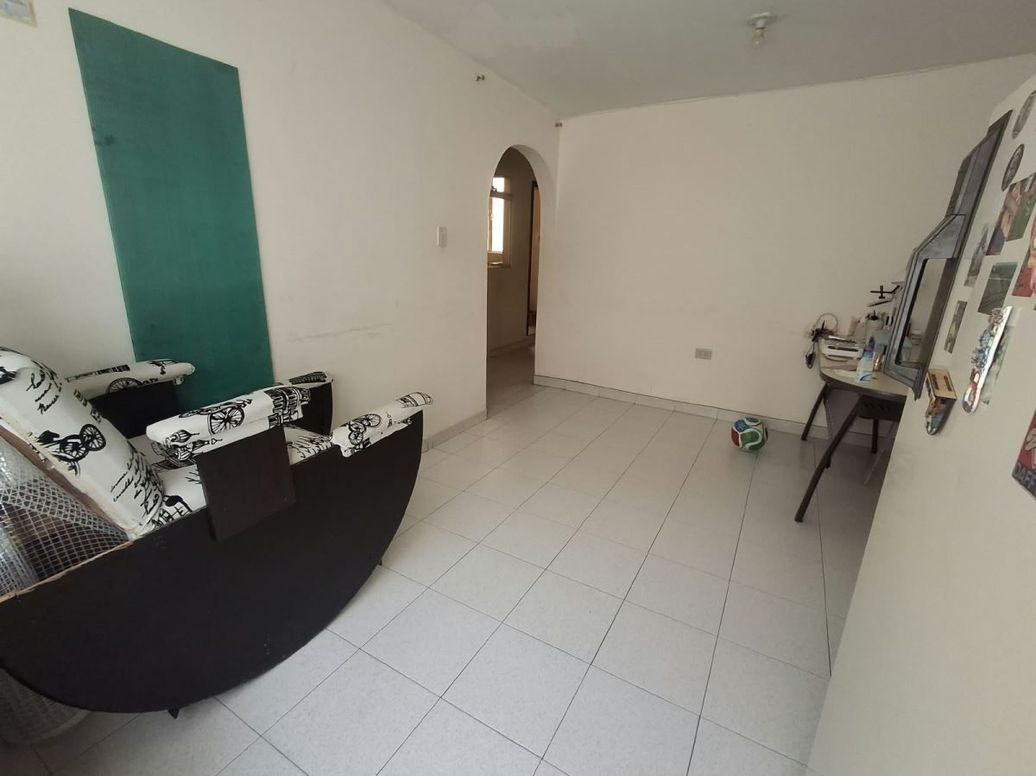 Casa de 4 alcobas en venta en Candelaria La Nueva Ii Sector, Bogotá, 68 m² · foto 5 de 9