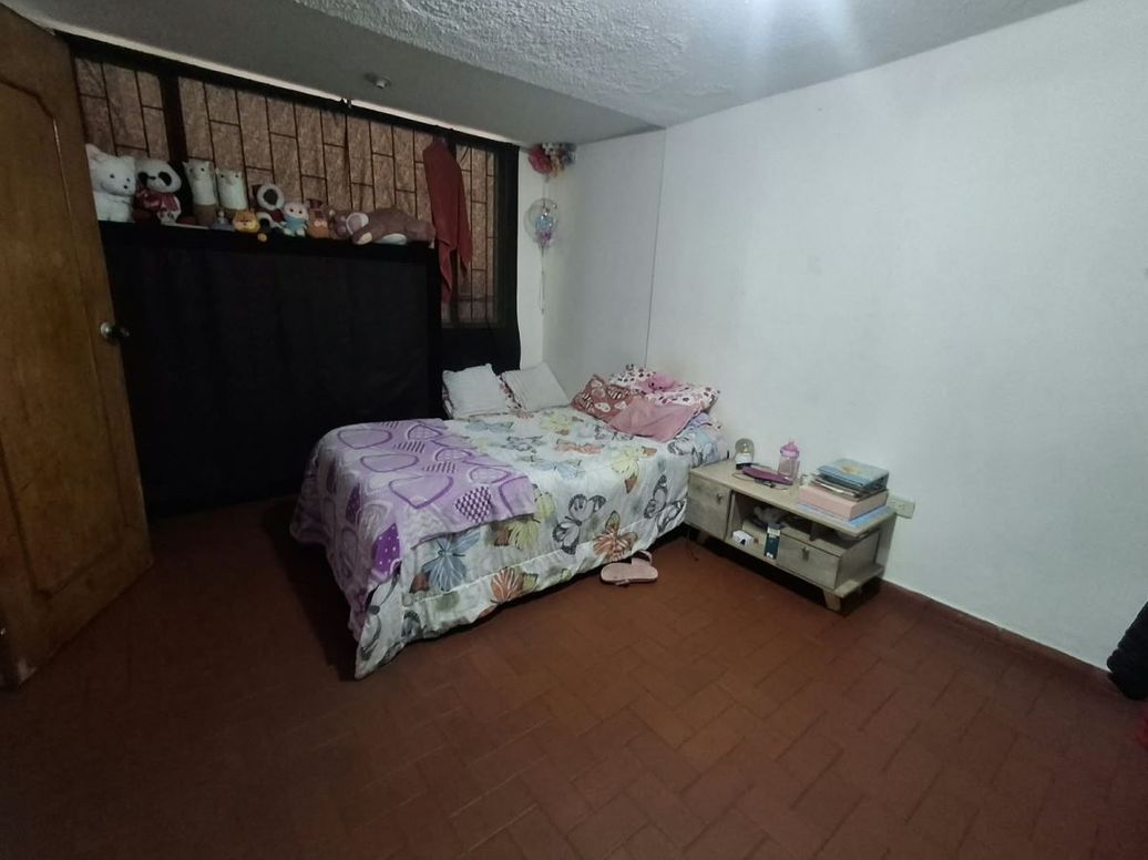Casa de 4 alcobas en venta en Candelaria La Nueva Ii Sector, Bogotá, 68 m² · foto 6 de 9