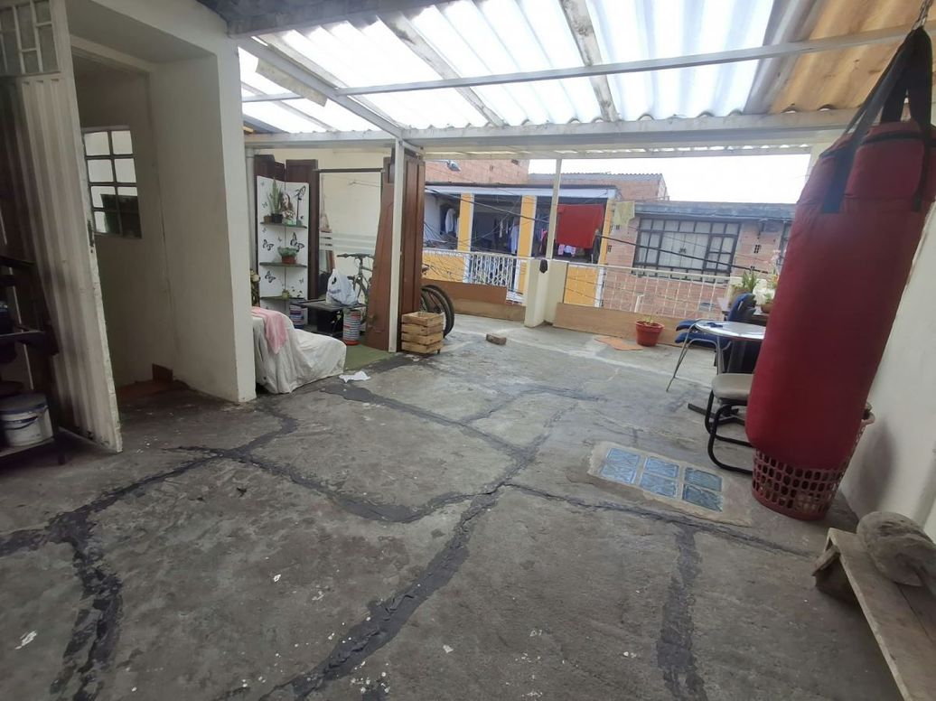 Casa de 4 alcobas en venta en Candelaria La Nueva Ii Sector, Bogotá, 68 m² · foto 8 de 9
