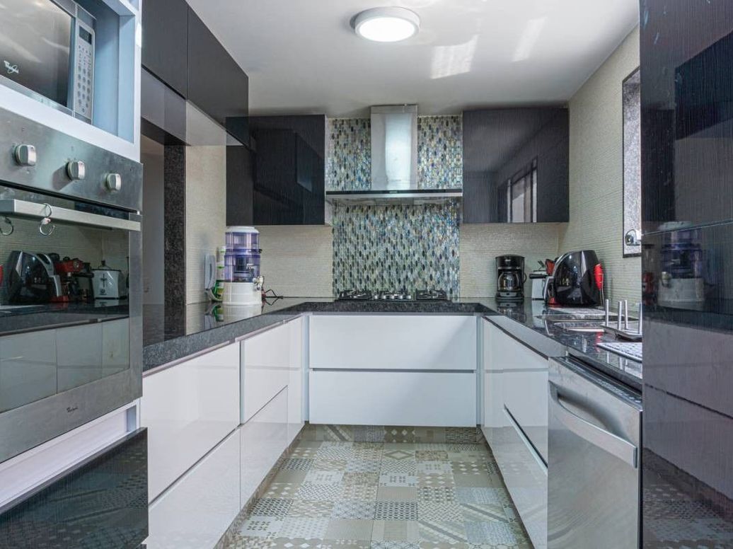 Apartamento de 3 alcobas en venta en El Nogal, Bogotá, 157 m² · foto 3 de 10