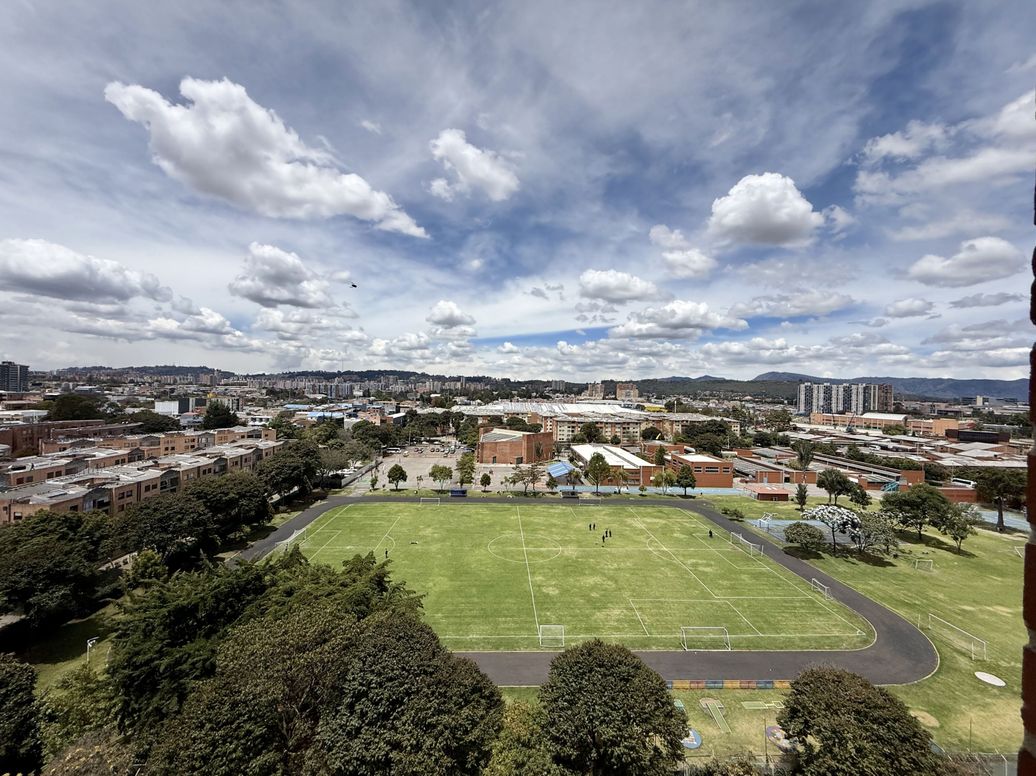 Apartamento de 3 alcobas en venta en San Antonio Nor - Occidental, Bogotá, 109 m² · foto 13 de 20