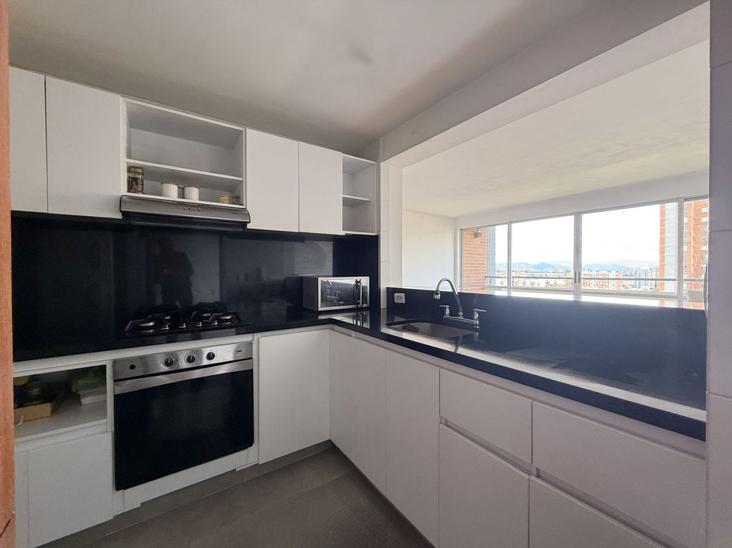 Apartamento de 3 alcobas en venta en San Antonio Nor - Occidental, Bogotá, 109 m² · foto 9 de 20