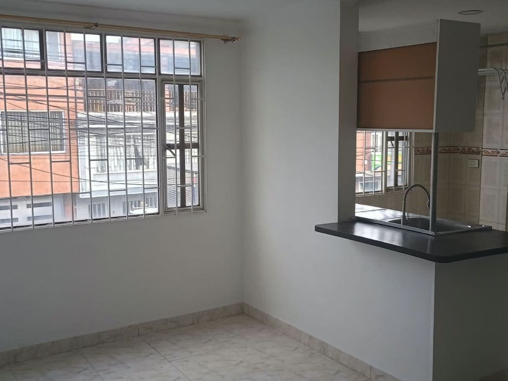 Apartamento en arriendo en La Estrada, Bogotá · foto 8 de 15