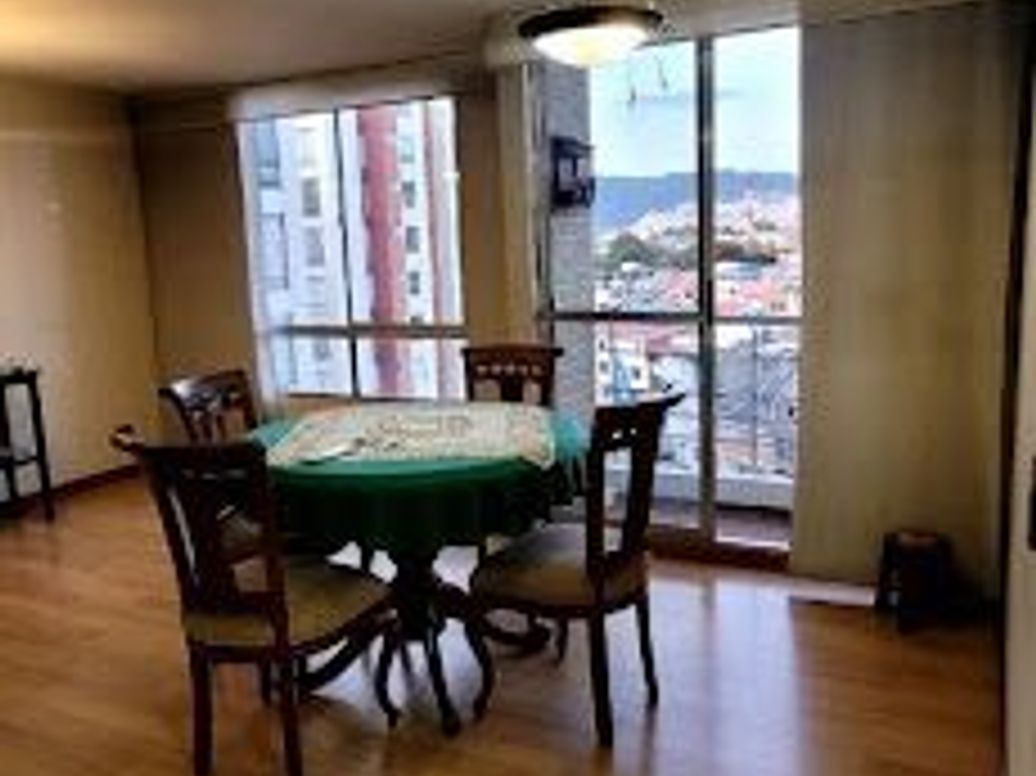Casa de 7 alcobas en venta en Batavia, Bogotá, 281 m² · foto 9 de 19