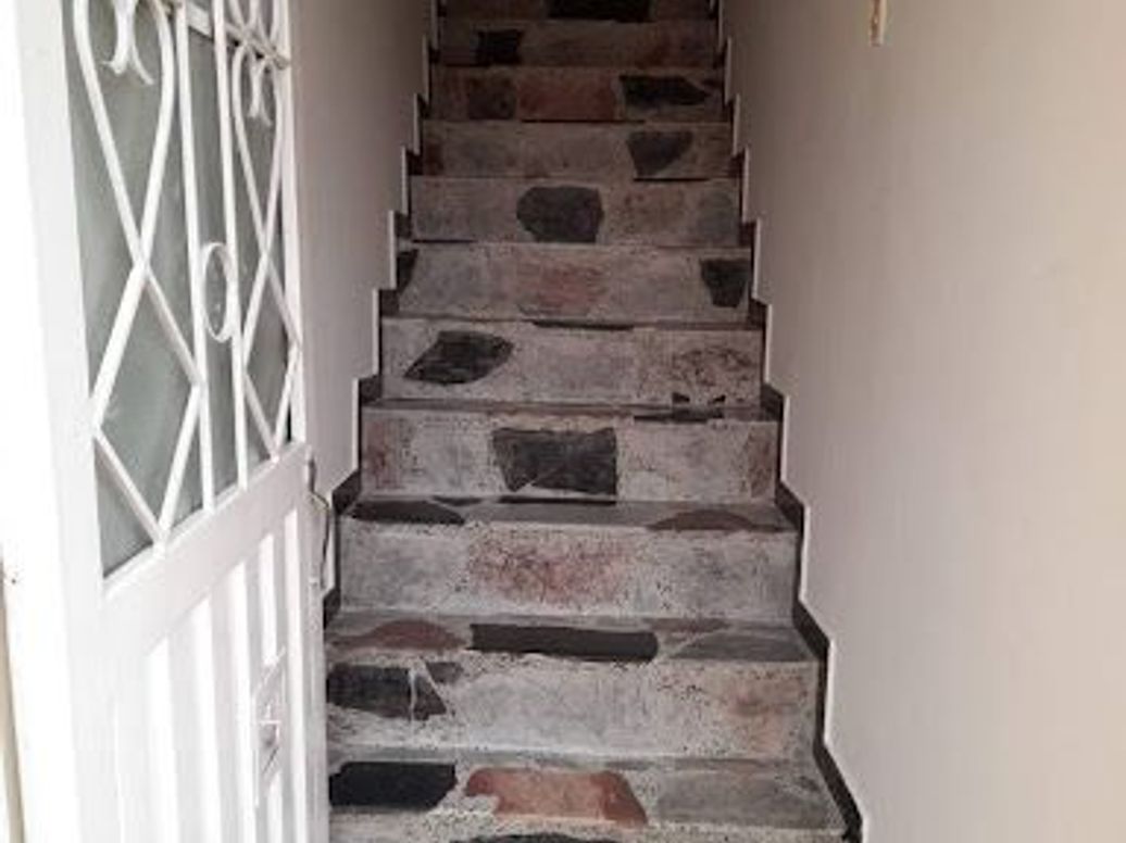 Casa de 7 alcobas en venta en Batavia, Bogotá, 281 m² · foto 4 de 19
