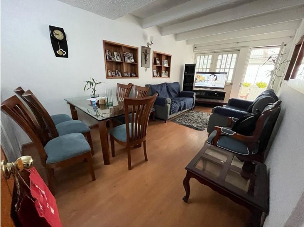 Casa en venta en Las Ferias, Bogotá · foto 3 de 8