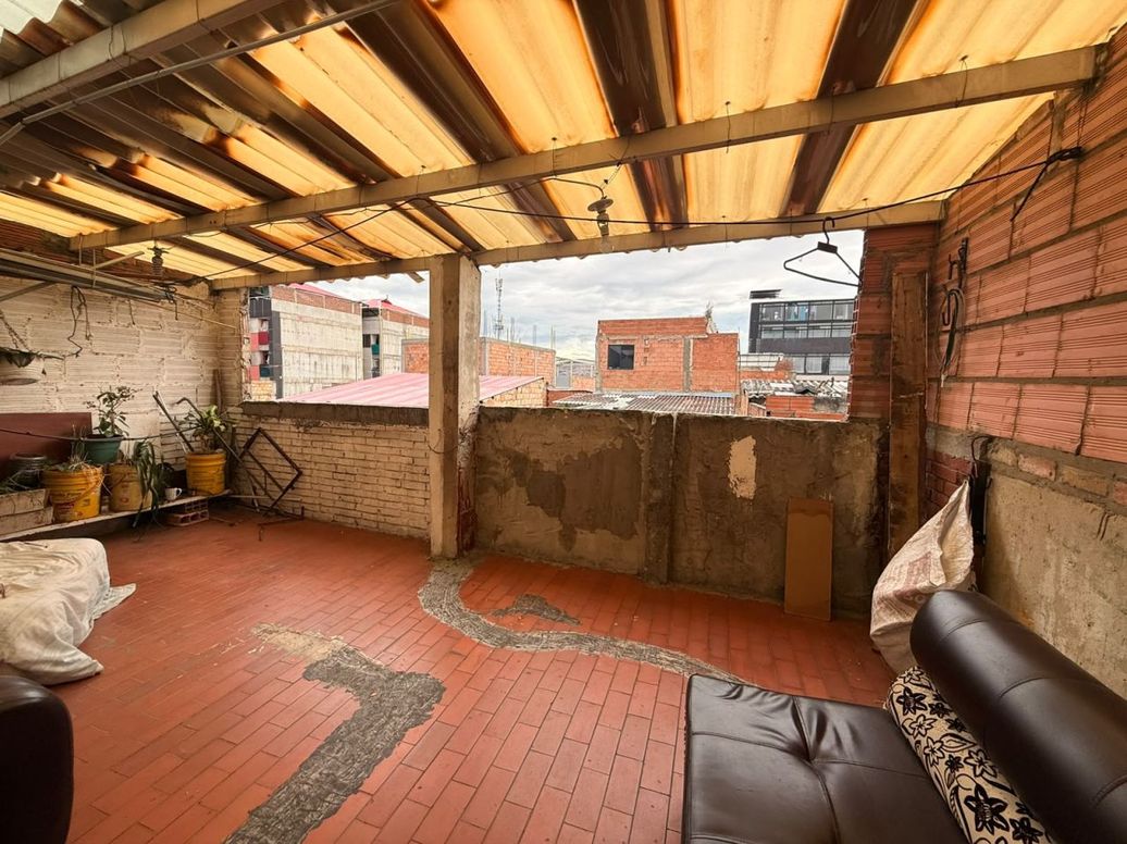 Casa de 6 alcobas en venta en Claret, Bogotá, 116 m² · foto 20 de 20