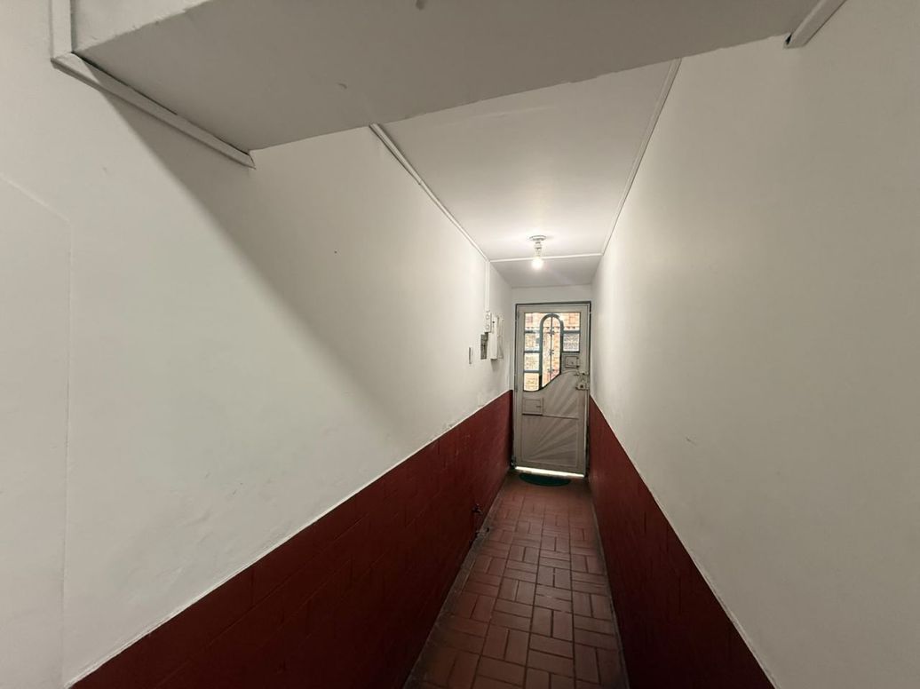 Casa de 6 alcobas en venta en Claret, Bogotá, 116 m² · foto 2 de 20