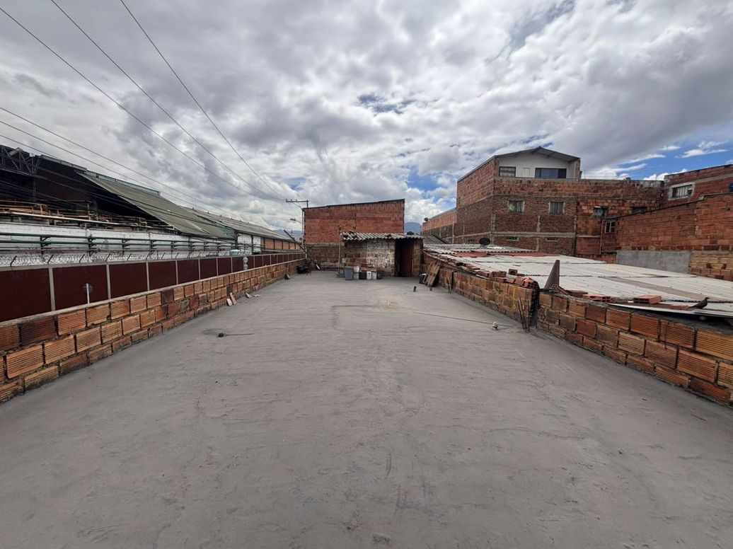 Casa de 1 alcoba en venta en Laguneta, Bogotá, 120 m² · foto 10 de 14