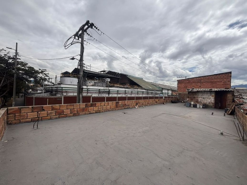 Casa de 1 alcoba en venta en Laguneta, Bogotá, 120 m² · foto 11 de 14