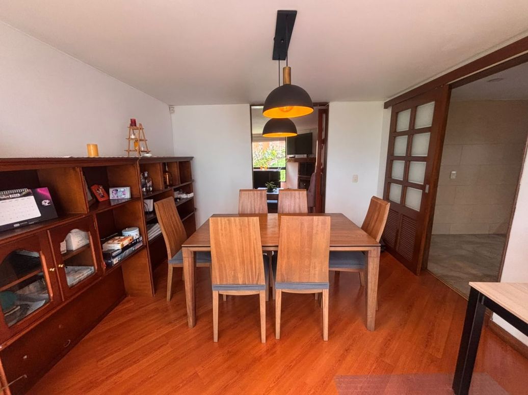 Apartamento de 4 alcobas en venta en El Contador, Bogotá, 206 m² · foto 9 de 19