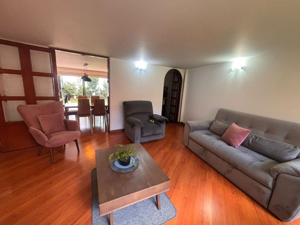Apartamento de 4 alcobas en venta en El Contador, Bogotá, 206 m² · foto 7 de 19