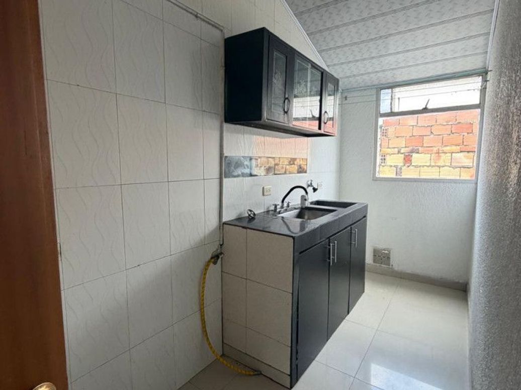 Apartamento de 3 alcobas en venta en Ub. Centro Norte, Bogotá, 48 m² · foto 4 de 12