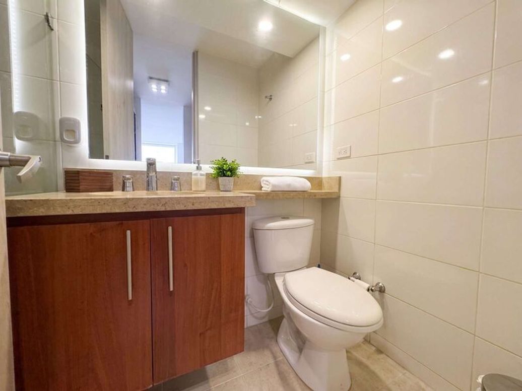 Apartamento de 2 alcobas en venta en Cedritos, Bogotá, 75 m² · foto 13 de 16