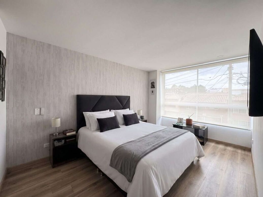 Apartamento de 2 alcobas en venta en Cedritos, Bogotá, 75 m² · foto 9 de 16