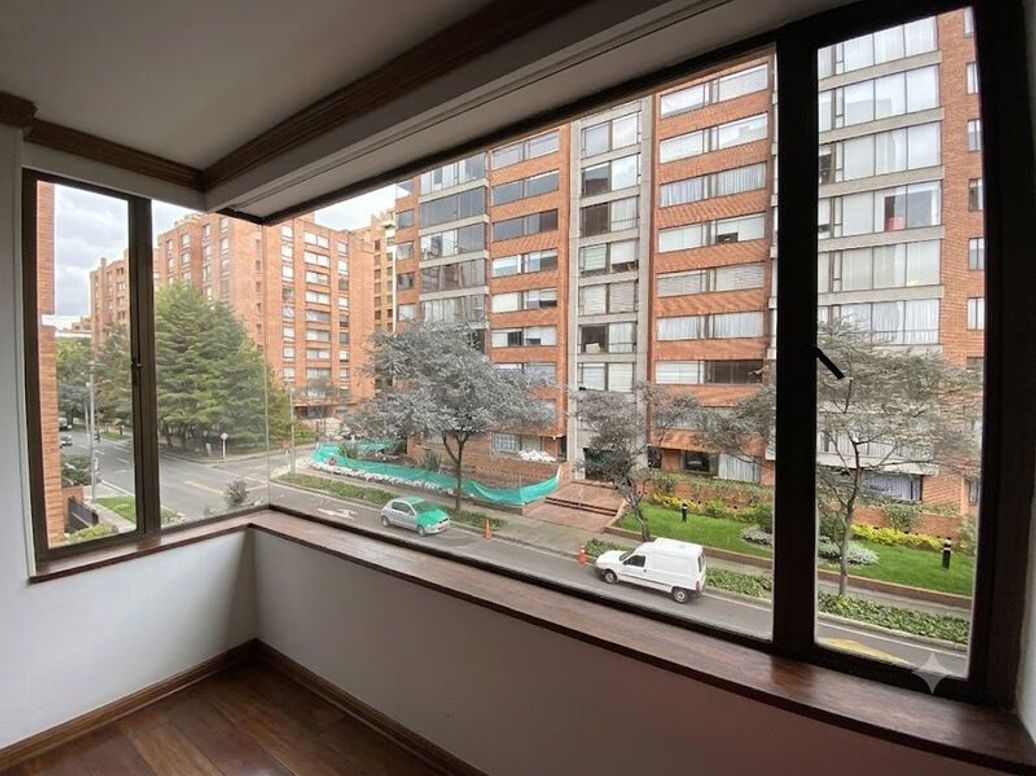 Apartamento de 3 alcobas en venta en Pelodo Del Contry, Bogotá, 175 m² · foto 3 de 20