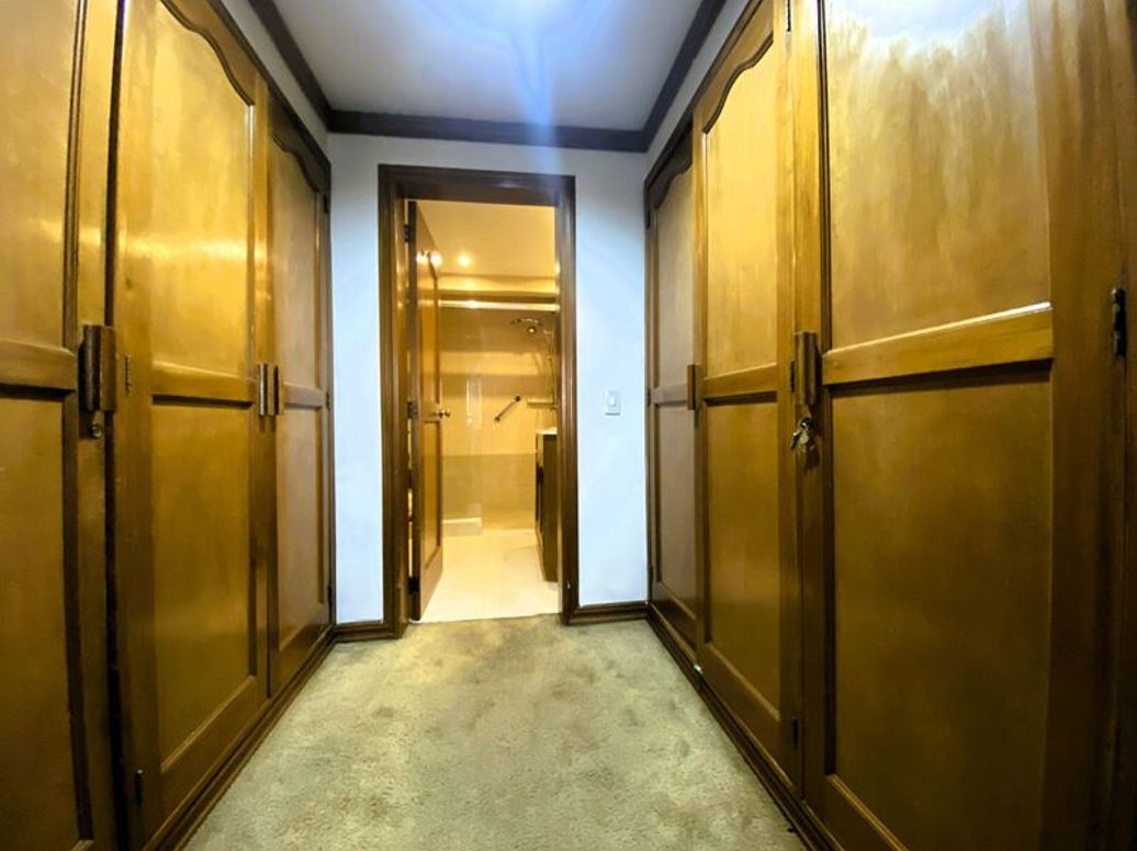 Apartamento de 3 alcobas en venta en Pelodo Del Contry, Bogotá, 175 m² · foto 7 de 20