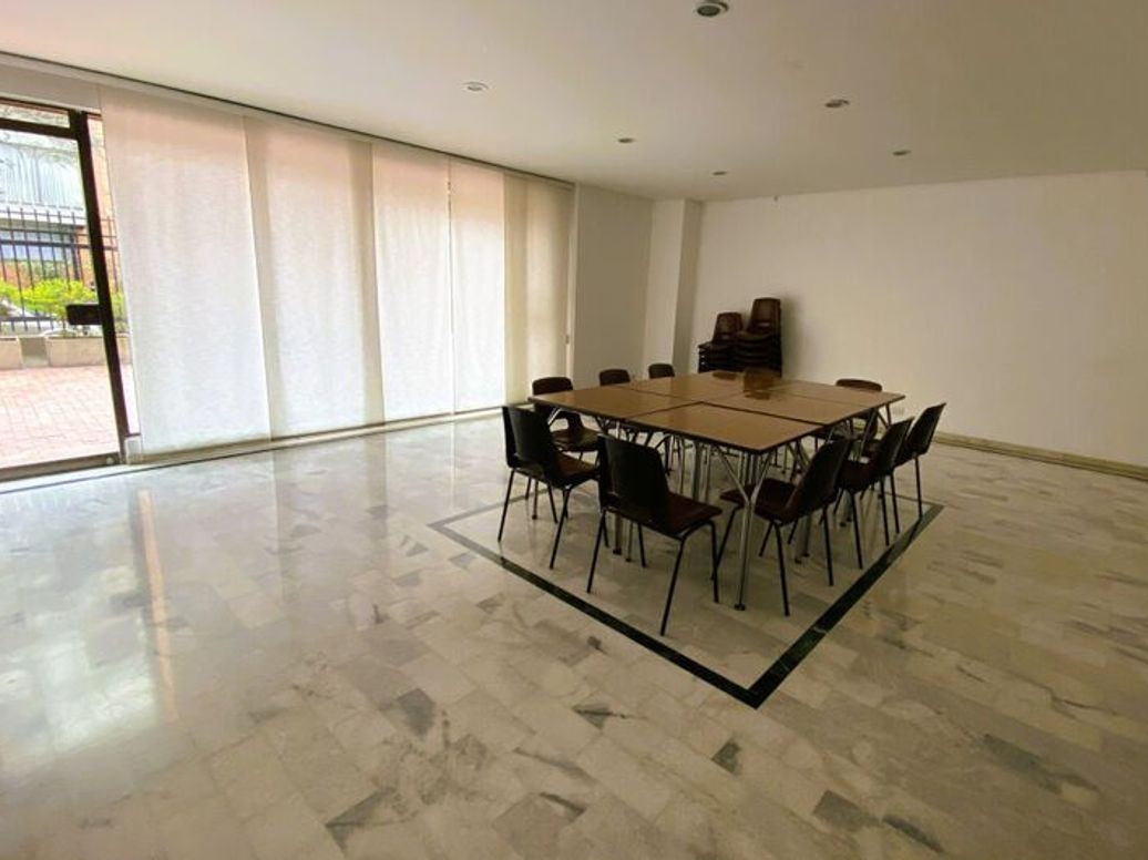 Apartamento de 3 alcobas en venta en Pelodo Del Contry, Bogotá, 175 m² · foto 17 de 20