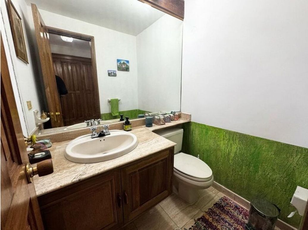 Apartamento de 3 alcobas en venta en Santa Barbara Occidental, Bogotá, 191 m² · foto 19 de 19