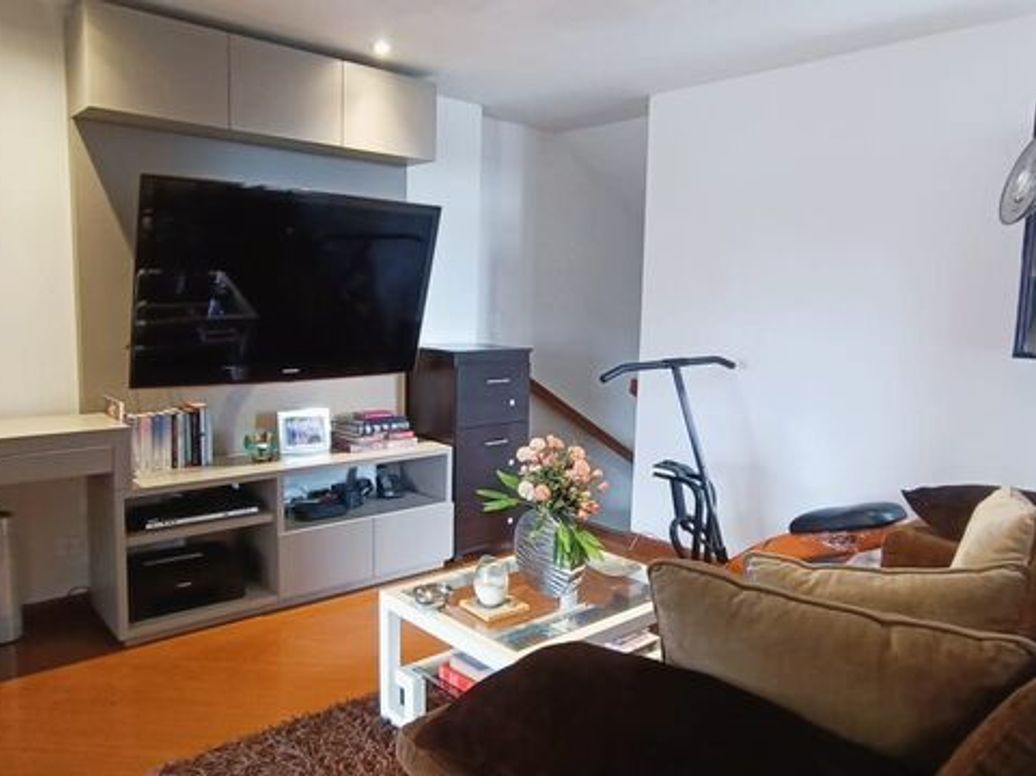 Apartamento de 3 alcobas en venta en San Bernardo, Bogotá, 138 m² · foto 6 de 19