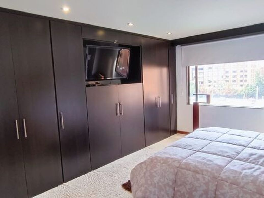 Apartamento de 3 alcobas en venta en San Bernardo, Bogotá, 138 m² · foto 9 de 19