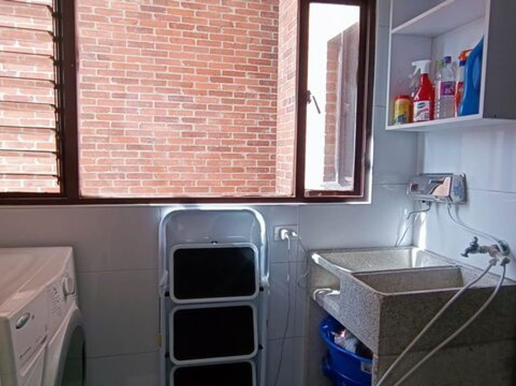 Apartamento de 3 alcobas en venta en San Bernardo, Bogotá, 138 m² · foto 18 de 19