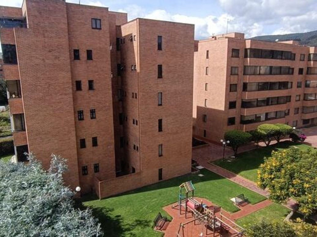 Apartamento de 3 alcobas en venta en San Bernardo, Bogotá, 138 m² · foto 12 de 19