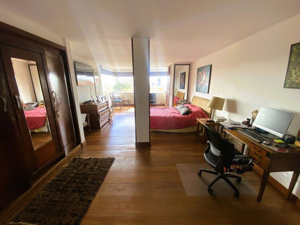 Apartamento de 3 alcobas en venta en El Refugio, Bogotá, 177 m² · foto 14 de 20