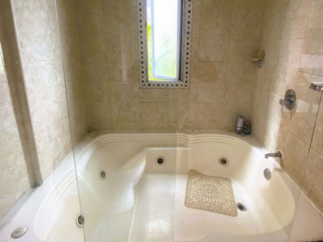 Apartamento de 3 alcobas en venta en El Refugio, Bogotá, 177 m² · foto 16 de 20