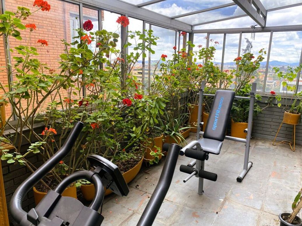 Apartamento de 3 alcobas en venta en El Refugio, Bogotá, 177 m² · foto 18 de 20