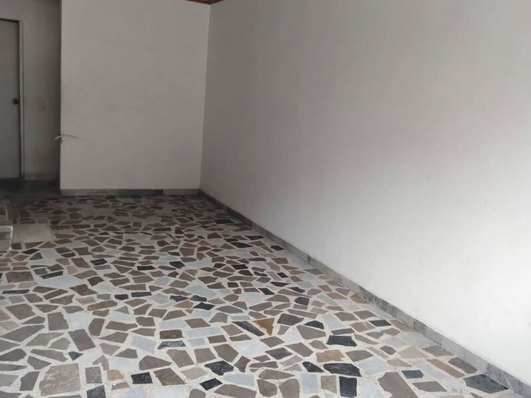 Casa de 8 alcobas en venta en Bosa, Bogotá, 192 m² · foto 2 de 20